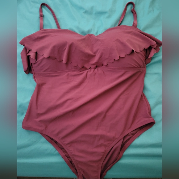 Kona Sol Swimsuit - Picture 1 of 4